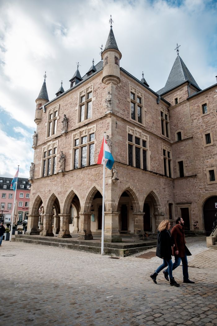 Denzelt Place du marche Echternach